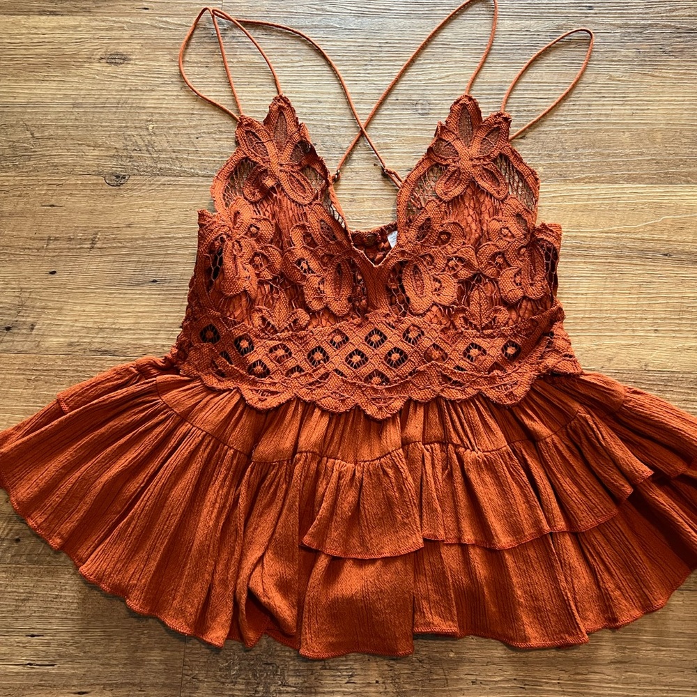 Free people Adela cami